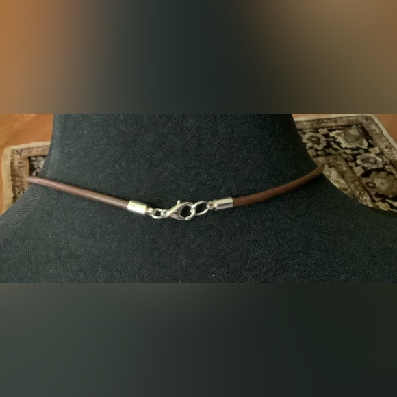 Repurposed Recycled Mixed Metal Vintage Embossed Brass and Leather Necklace. - Picture 4 of 4